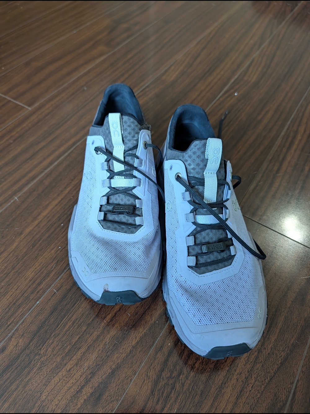 On Running Light Gray Men's/Women's Sneakers